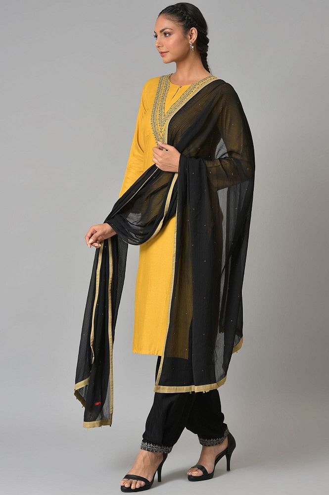 Black Color Embroidered Art Silk Fabric Party Wear Patiala Salwar Kameez